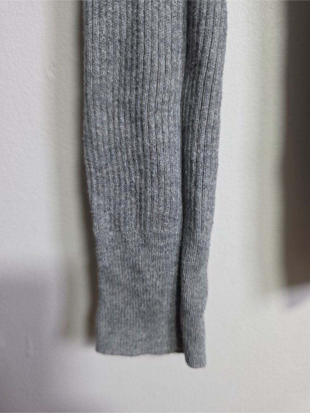 GAP Grey Ribbed Henley Sweater XS | Fitted Long Sleeve Knit Top - Picture 11 of 11